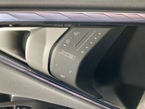 New 2026 BMW X3 xDrive30 w/ Premium Package image 9