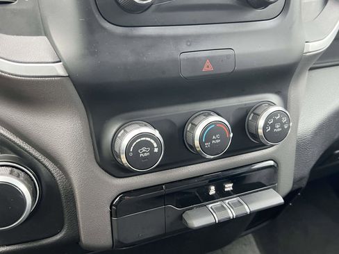 Used 2020 RAM 1500 Big Horn image 13