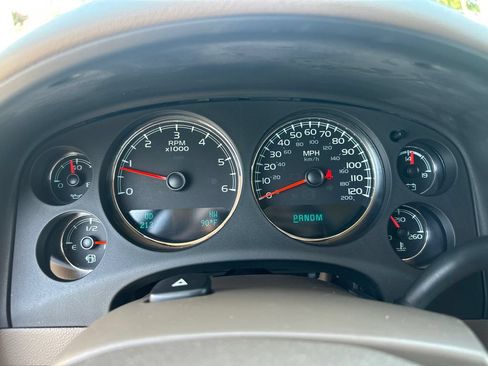 Used 2012 Chevrolet Tahoe LTZ AWD/4WD image 23