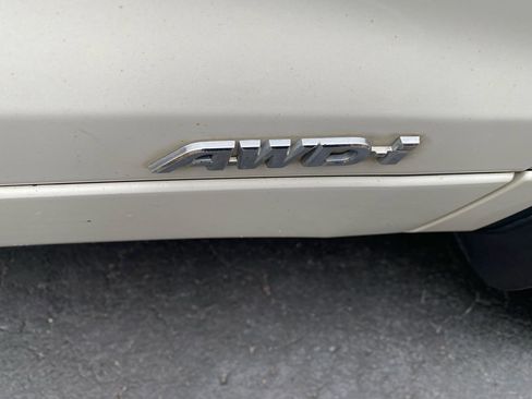 Used 2019 Toyota Highlander Limited AWD/4WD image 5