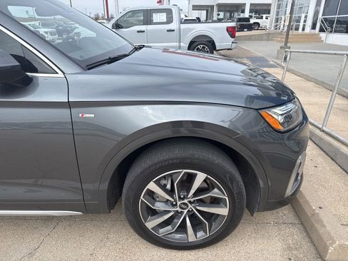 Used 2022 Audi Q5 2.0T Premium Plus image 3