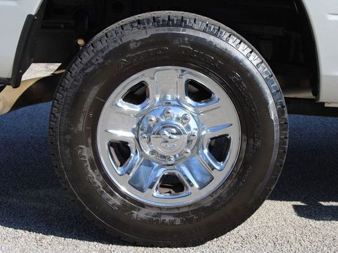 Used 2018 RAM 2500 Tradesman w/ Chrome Appearance Group AWD/4WD image 25