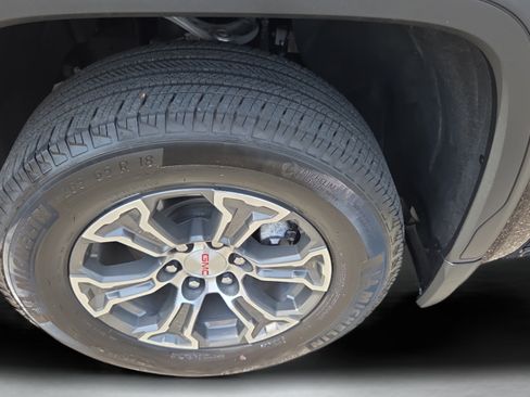 Used 2026 GMC Sierra 1500 SLT AWD/4WD image 29