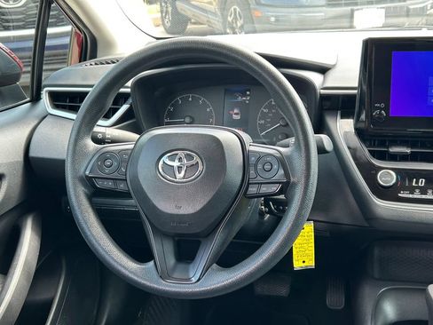 Used 2024 Toyota Corolla LE FWD image 34