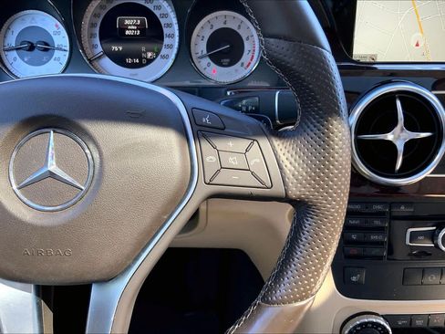 Used 2015 Mercedes-Benz GLK 350 4MATIC image 25