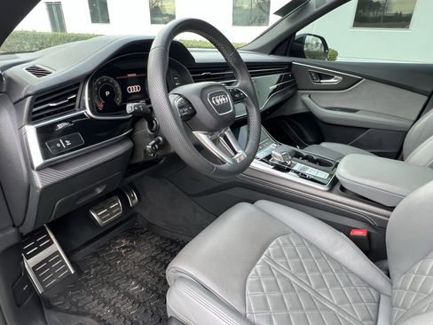 Used 2024 Audi SQ8 Premium Plus image 17