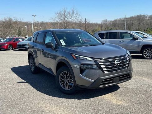 New 2026 Nissan Rogue S image 2