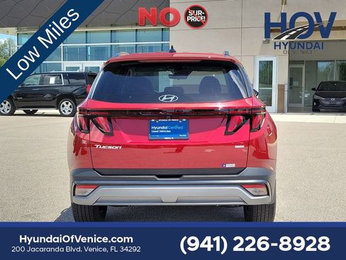 Used 2025 Hyundai Tucson SEL AWD/4WD image 7