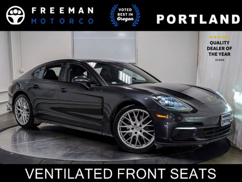 Used 2020 Porsche Panamera w/ Premium Package image 1