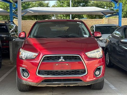 Used 2013 Mitsubishi Outlander Sport SE image 2