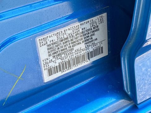 Used 2025 Nissan Sentra SV FWD image 27