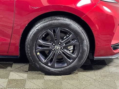 Used 2024 Toyota Sienna XSE image 23