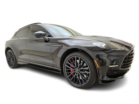 Used 2023 Aston Martin DBX 707 image 3