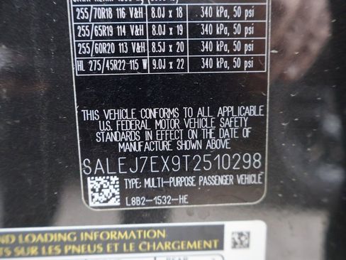 New 2026 Land Rover Defender 110 S AWD/4WD image 40