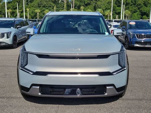 New 2026 Kia EV9 Land AWD/4WD image 2