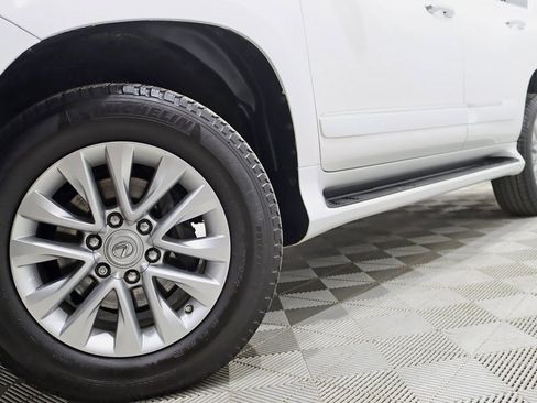 Used 2019 Lexus GX 460 Premium image 5