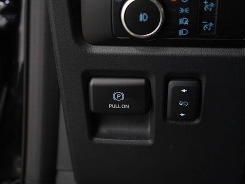 Used 2024 Ford Expedition Max Limited image 32