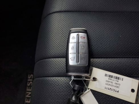 Used 2024 Genesis GV80 2.5T image 29