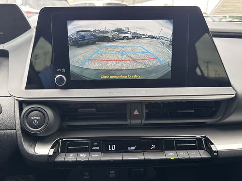 Used 2023 Toyota Prius LE image 20