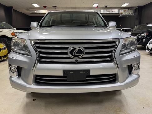 Used 2013 Lexus LX 570 4WD image 21