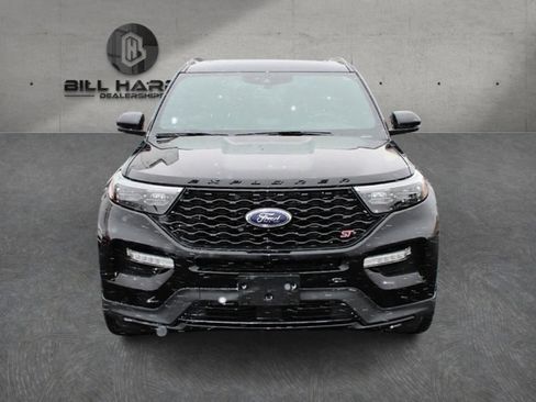 Used 2020 Ford Explorer ST w/ ST Street Pack image 2