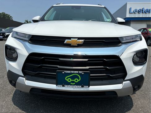 Certified 2023 Chevrolet TrailBlazer LT w/ Convenience Package FWD image 5