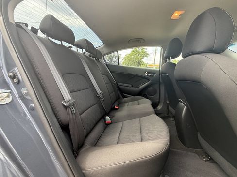 Used 2016 Kia Forte LX FWD image 19