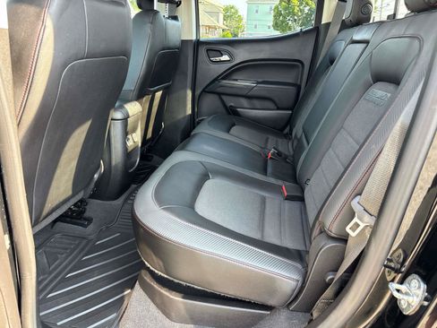 Used 2019 GMC Canyon All Terrain w/ Trailering Package AWD/4WD image 12