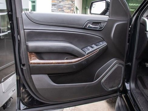 Used 2019 Chevrolet Tahoe LS image 9