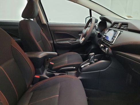 Used 2021 Nissan Versa SR w/ Convenience Package image 21