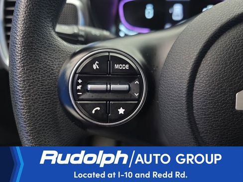 Used 2025 Kia Soul LX w/ LX Technology Package image 16