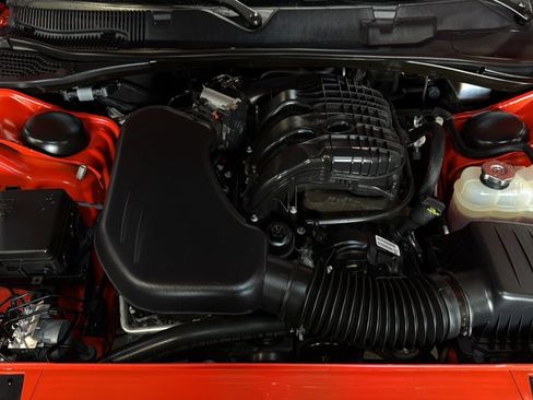 Used 2023 Dodge Challenger SXT RWD image 34