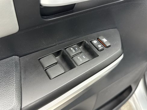 Used 2017 Toyota Tundra Limited image 16