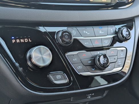 New 2026 Chrysler Voyager LX image 16