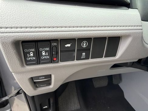 Used 2021 Honda Odyssey EX-L image 20