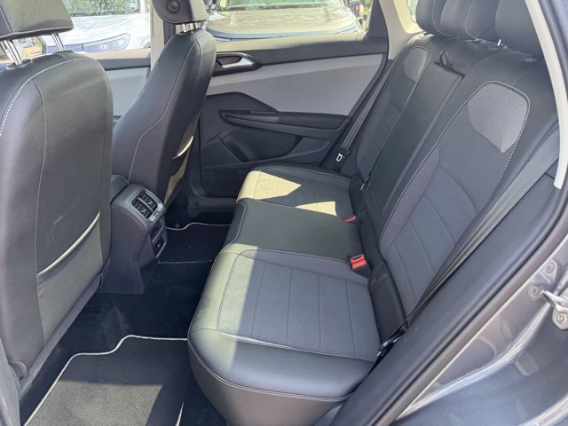 Used 2023 Volkswagen Taos SE w/ Panoramic Sunroof Package AWD/4WD image 35