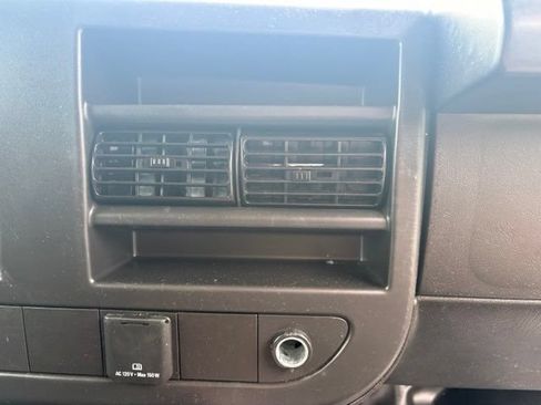 Used 2025 GMC Savana 2500 w/ Driver Convenience Package RWD image 22
