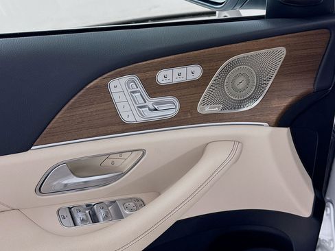 Certified 2026 Mercedes-Benz GLS 450 4MATIC image 19