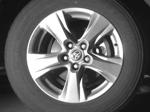 Used 2025 Toyota RAV4 XLE w/ Convenience Package image 13