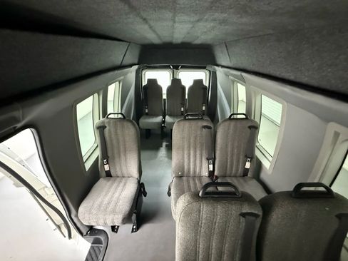 Used 2014 Ford E-150 and Econoline 150 Extended image 26