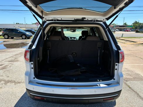 Used 2017 GMC Acadia Limited SLT AWD/4WD image 15
