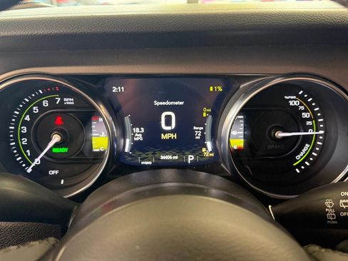 Used 2023 Jeep Wrangler Unlimited w/ Cold Weather Group AWD/4WD image 28