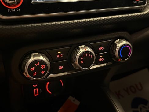 Used 2021 Nissan Kicks S image 14