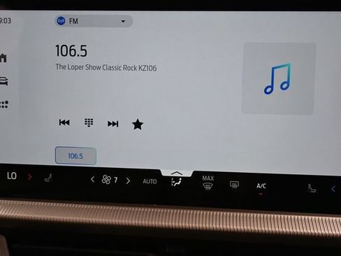 New 2026 Ford Explorer Active RWD image 26