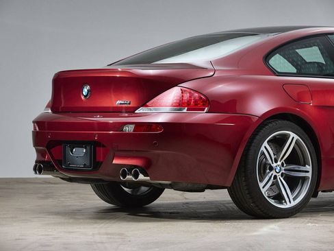 Used 2006 BMW M6 Coupe RWD image 17