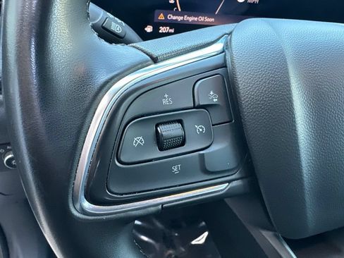 Used 2024 Buick Encore GX Sport Touring FWD image 17