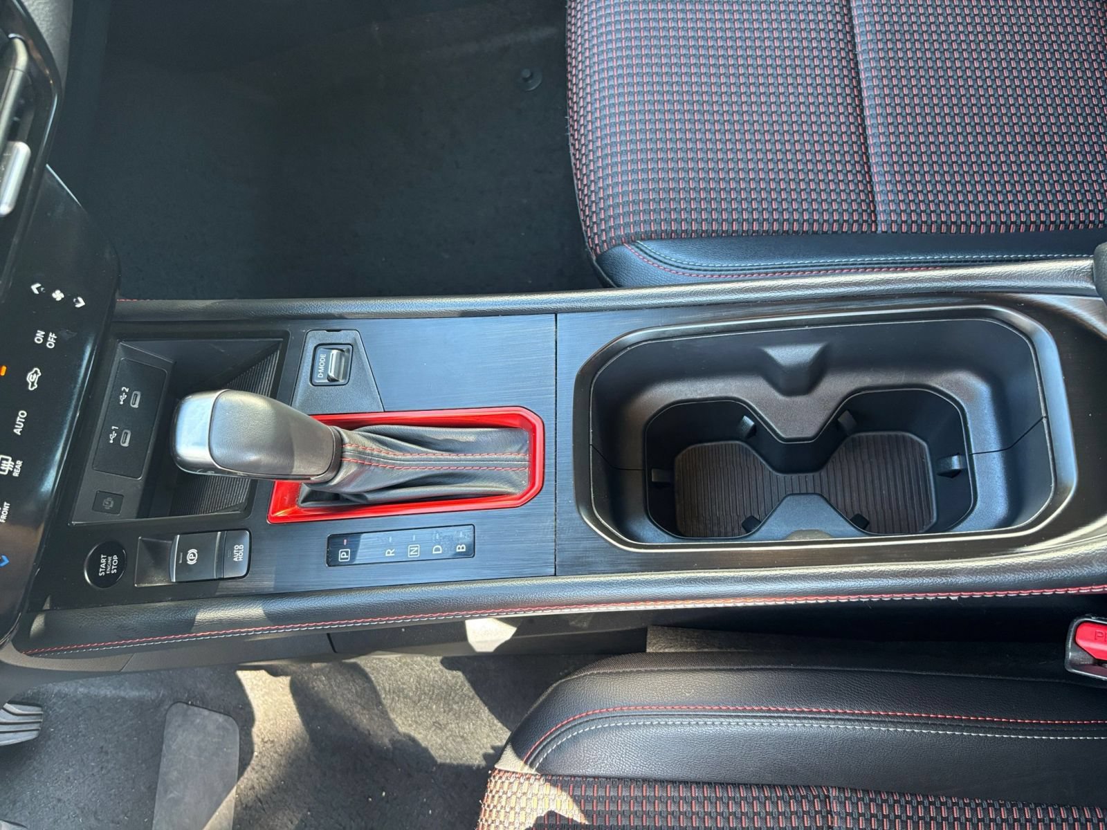 Used 2026 Nissan Kicks SR AWD/4WD image 39
