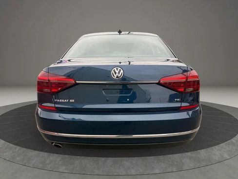 Used 2018 Volkswagen Passat 2.0T SE image 6