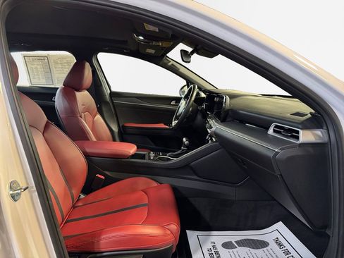 Certified 2024 Kia K5 GT-Line image 26