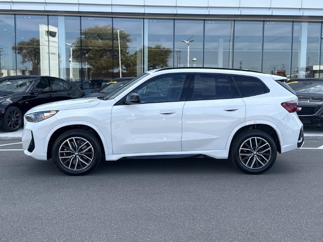 Used 2023 BMW X1 xDrive28i w/ M Sport Package AWD/4WD image 10